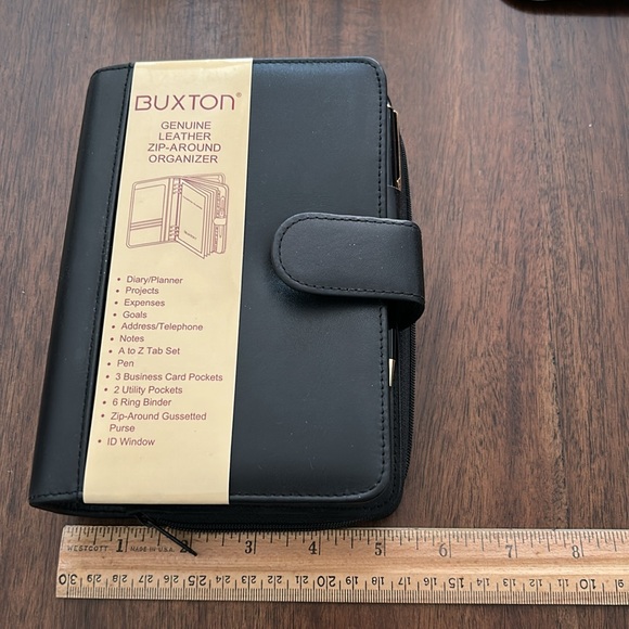 NWT Leather Zip - Around Organizer - Picture 12 of 16